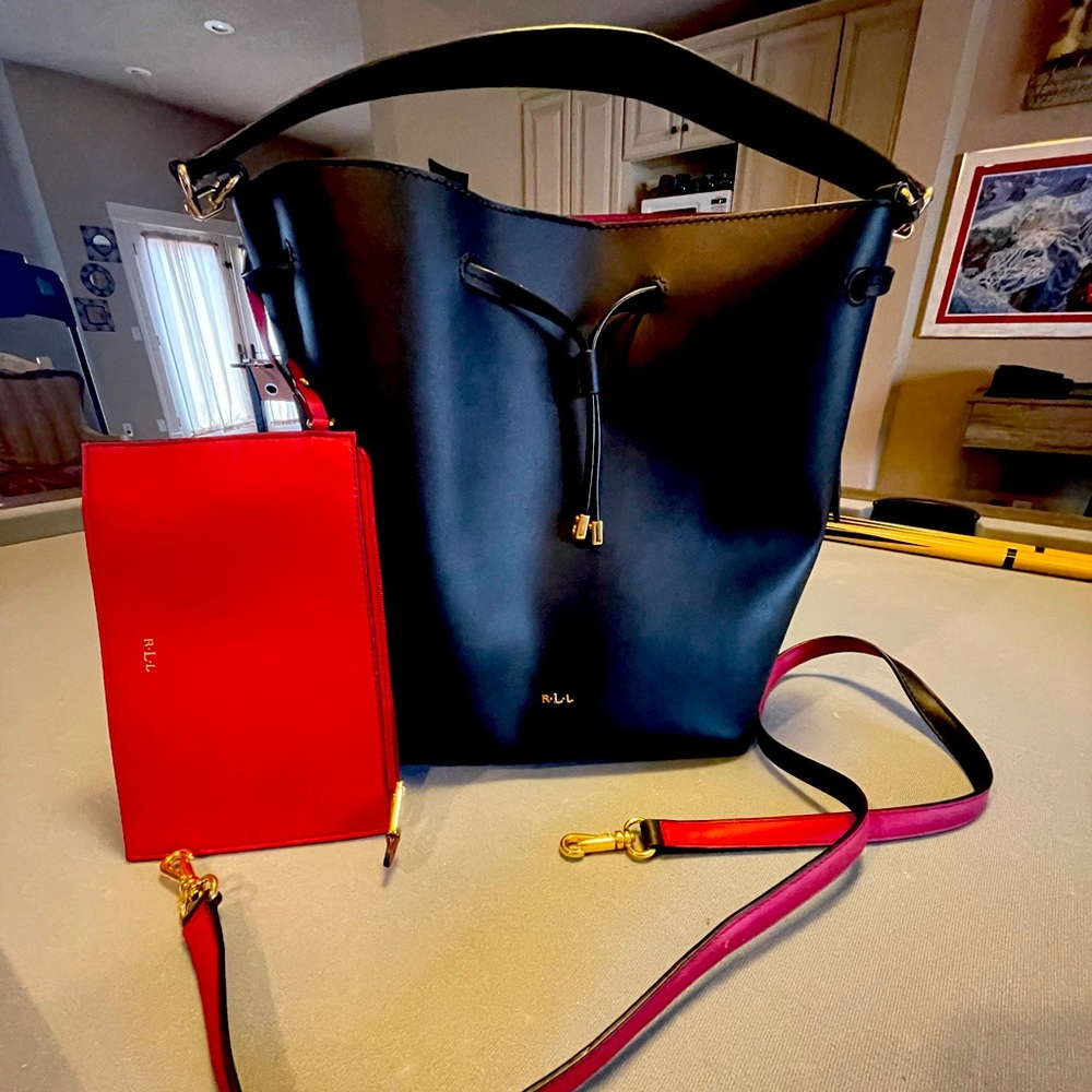 In excellent condition Ralph Lauren purse with short and long shoulder strap